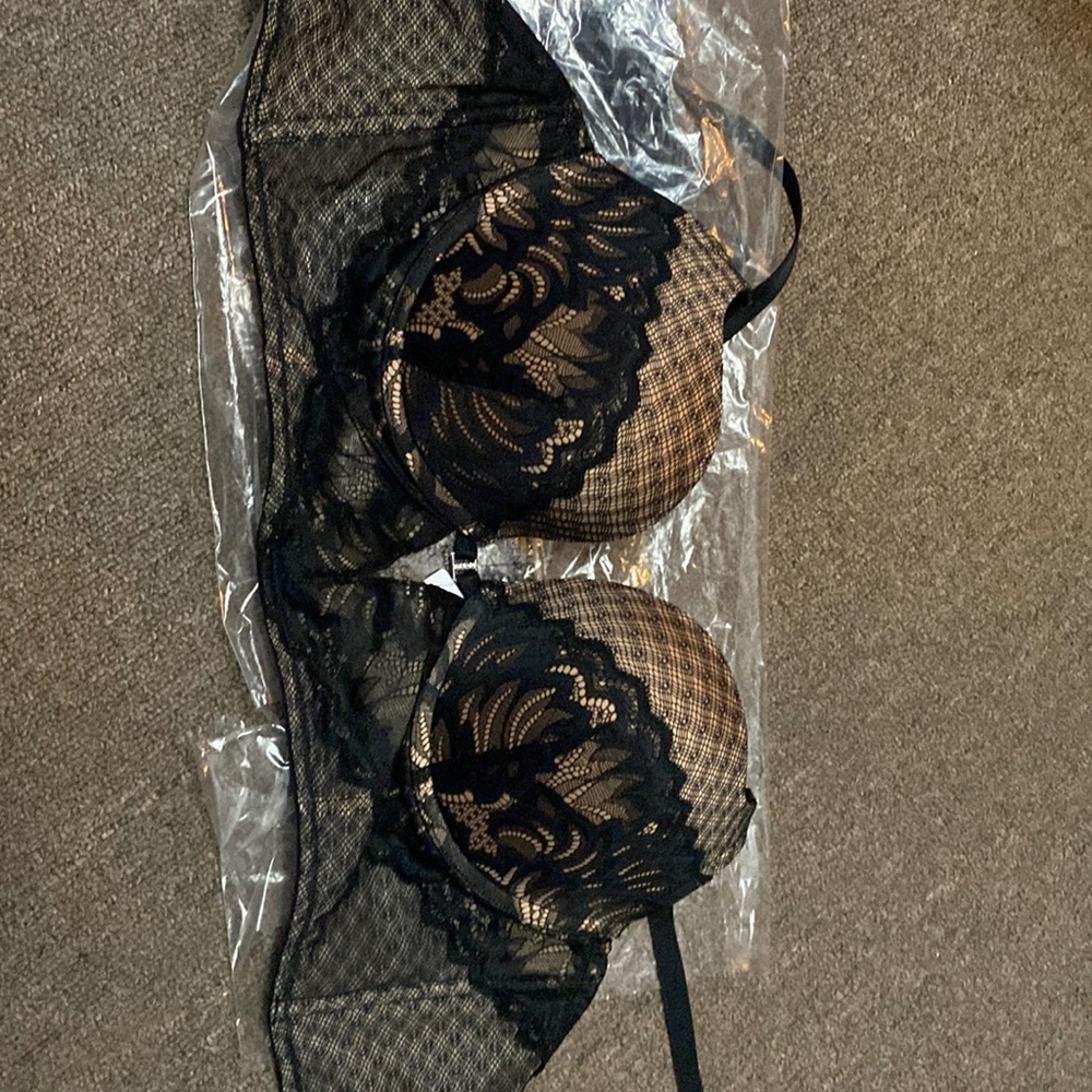 Lace push-up bra